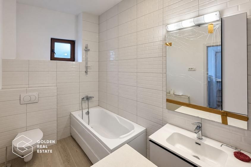Apartament cu 3 camere semidecomandat, mobilat în Ultracentral