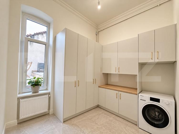 Apartament cu 4 camere circular, mobilat în Sinaia