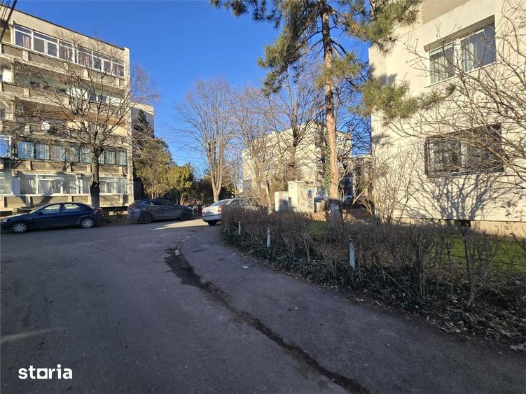 Apartament cu 2 camere semidecomandat în Sud