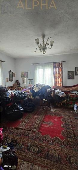 Casă cu 4 camere în Galații Bistriței