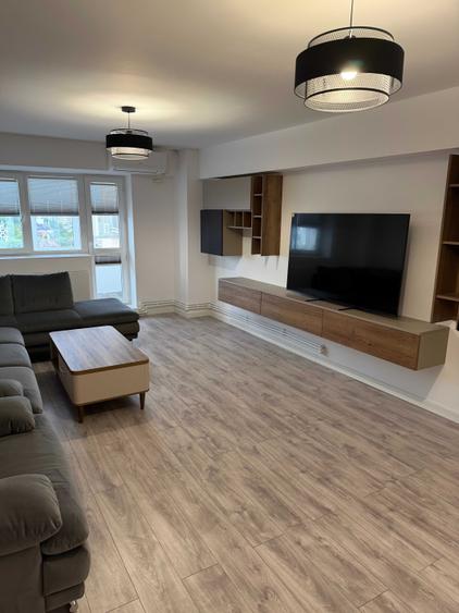 Apartament cu 2 camere decomandat în Calea Călărașilor