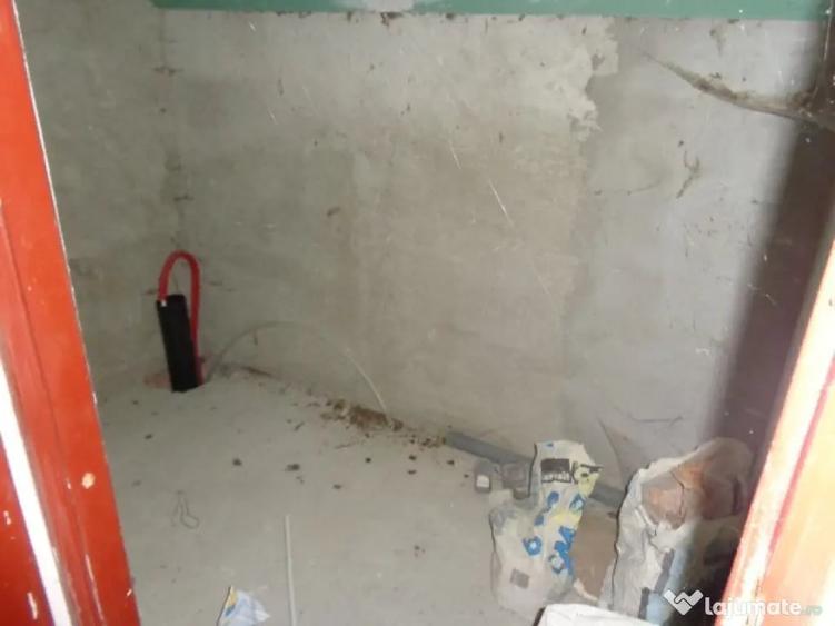 Casa zona V.Jelnei cu 14 arii teren, semifinisata - Bistrita (Bistrita-Nasaud) - 17