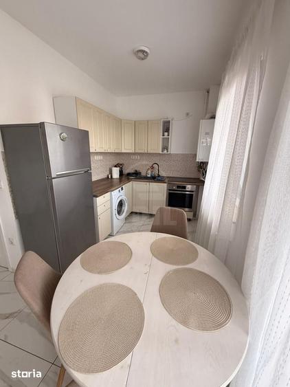 Apartament cu 2 camere semidecomandat în Florești