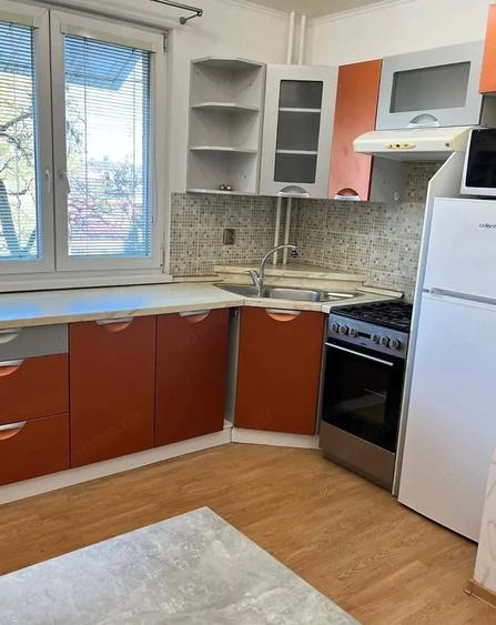 Apartament cu 2 camere decomandat în Griviței