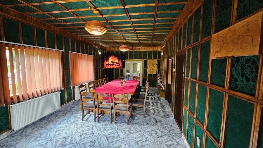 Casă cu 4 camere în Central