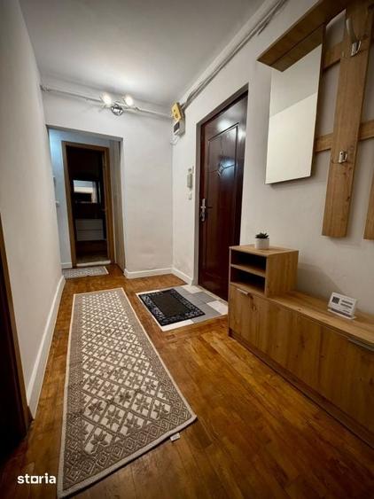 Apartament cu 2 camere decomandat în Traian