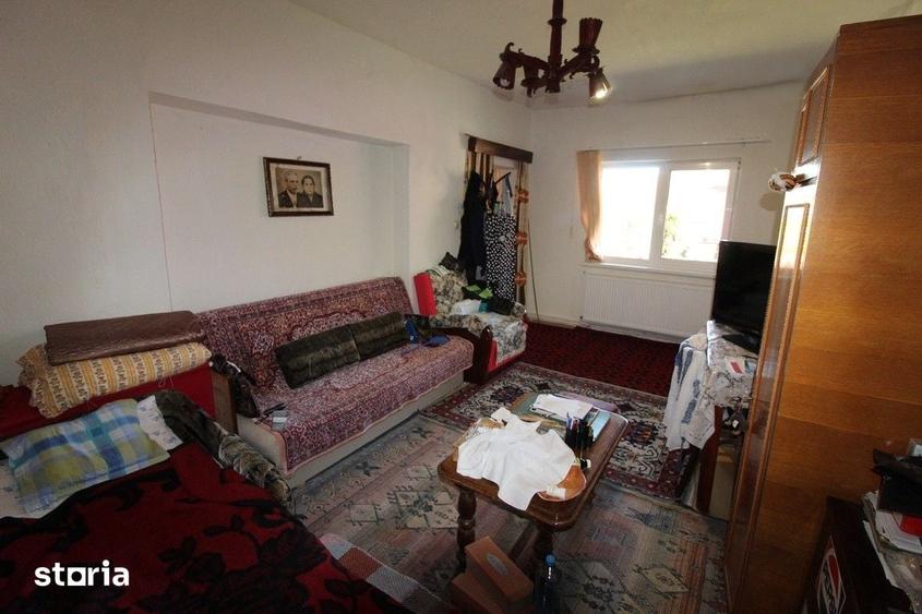 Casă cu 4 camere cu Teren 232 Mp în Central