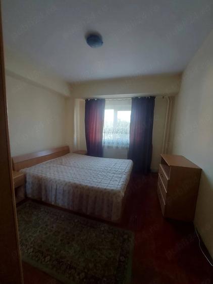 De vanzare apartament 3 camere ultracentral - 3