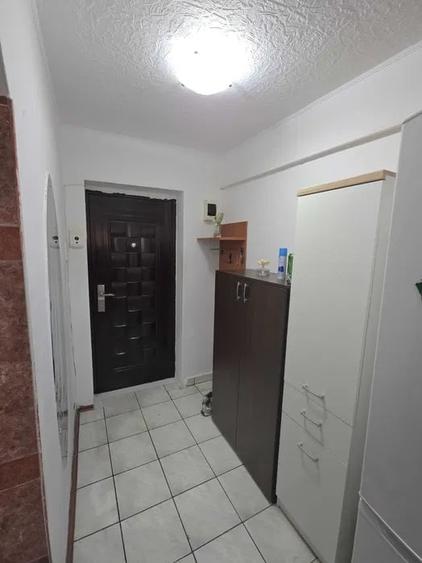Apartament cu 2 camere semidecomandat, mobilat în Mănăștur