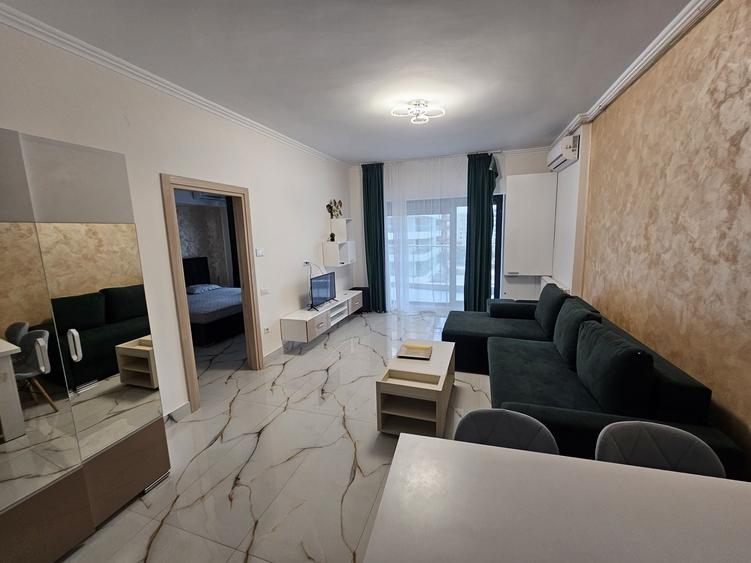 Apartament cu 2 camere decomandat în Central
