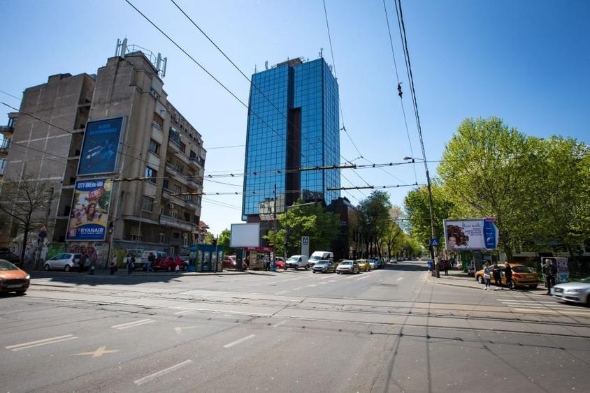 Spațiu comercial, de 7,500 mp, în Universitate