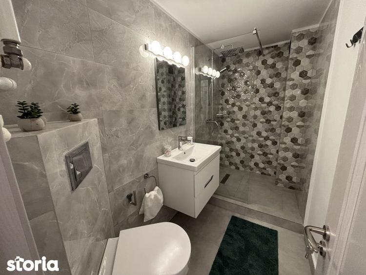 Apartament cu 3 camere decomandat, mobilat în Vitan