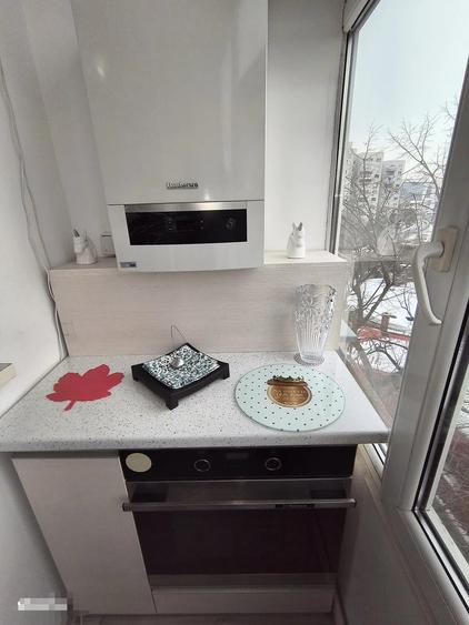 Apartament cu 2 camere semidecomandat în 1 Mai