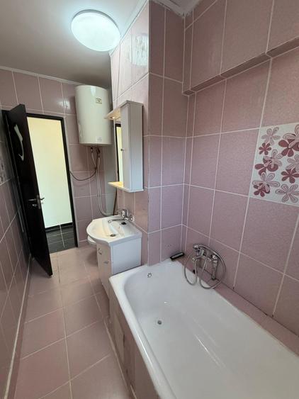 Apartament cu 2 camere decomandat în Sebastian