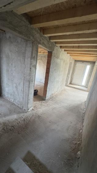 Casă cu 4 camere cu Teren 450 Mp în Sânnicolau Mare