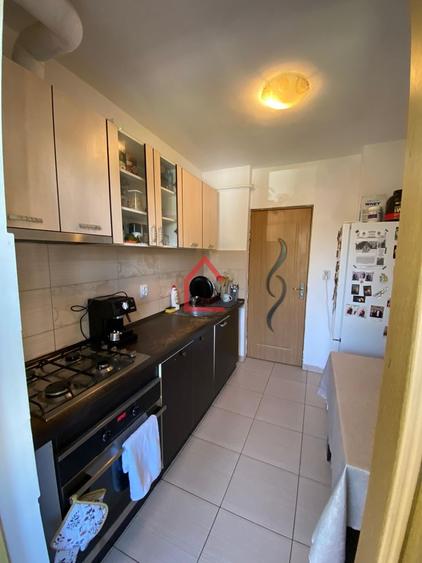 Apartament cu 2 camere decomandat, mobilat în Alexandru cel Bun