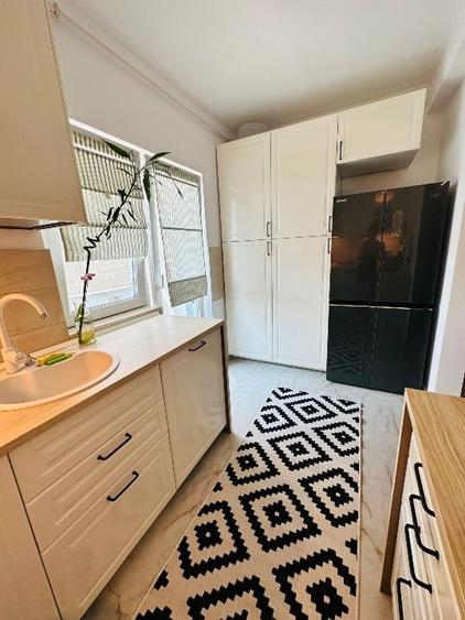 Apartament cu 2 camere semidecomandat, mobilat în Giroc