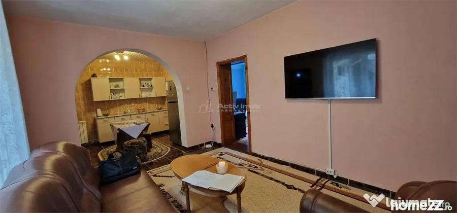 Casă cu 5 camere cu Teren 565 Mp în Central