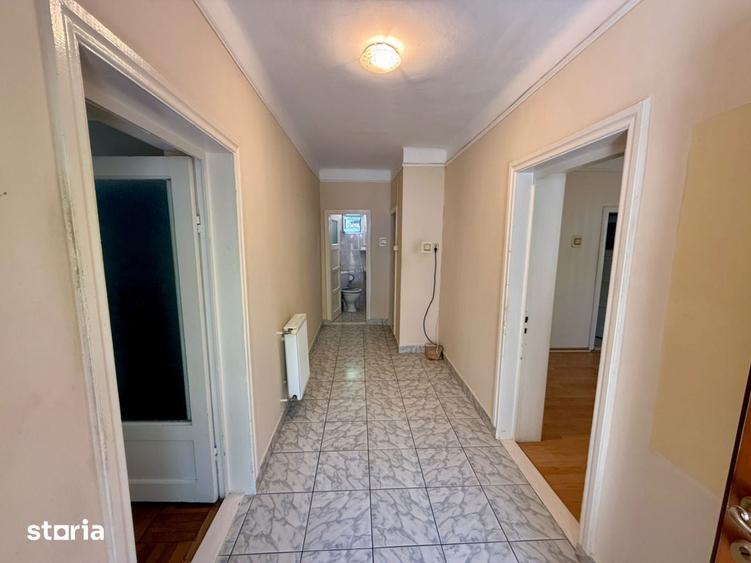 Casă cu 4 camere cu Teren 158 Mp în Faleza Nord