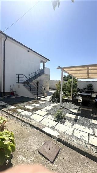 Hotel/Pensiune, de 200 mp, în Exterior Nord