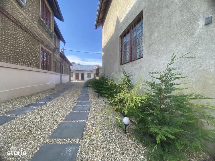 Vanzare casa cu potential rezidential si comercial in Pucioasa -441 mp - 9