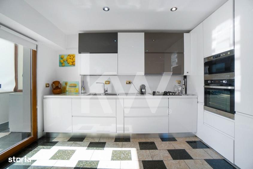 Apartament cu 3 camere în Răcădău
