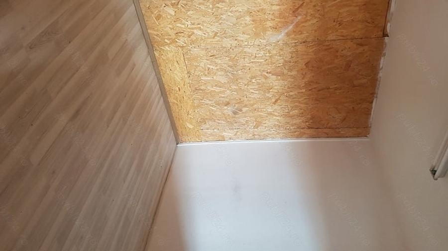 Spațiu comercial, de 300 mp, în Central