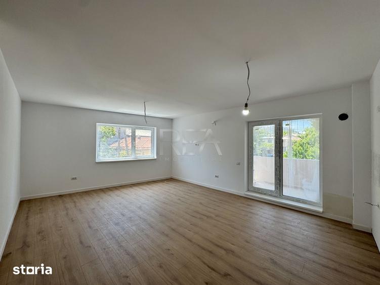 Apartament cu 3 camere decomandat în Doamna Ghica