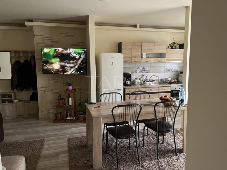 Apartament cu 3 camere semidecomandat, mobilat în Florești — fotografia 1