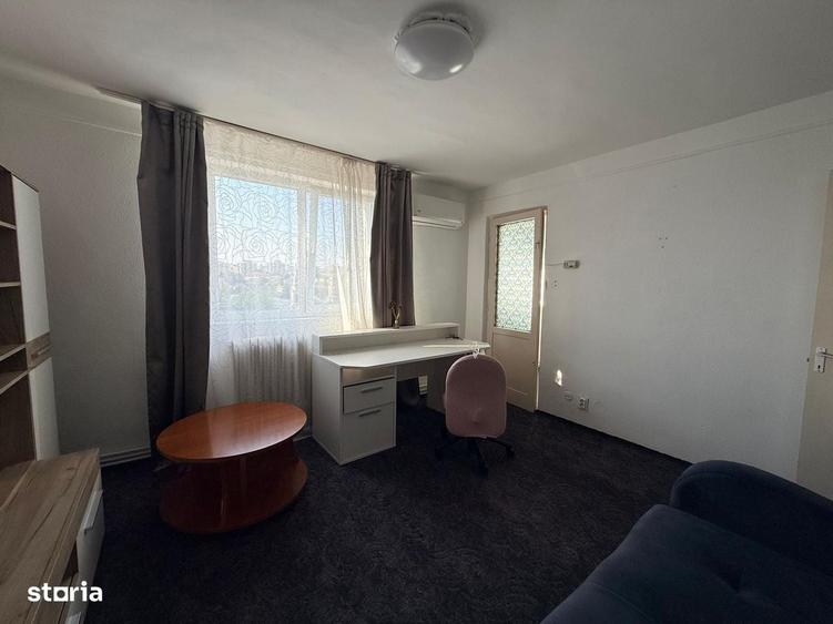 Apartament cu 3 camere decomandat în Tătărași