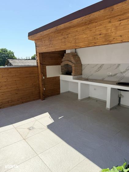 Casă cu 4 camere cu Teren 250 Mp în Central