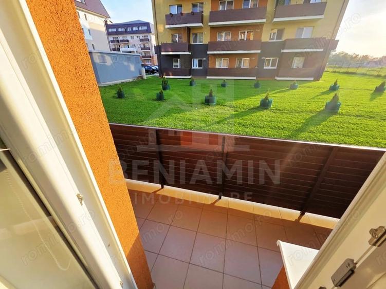 Apartament cu 2 camere semidecomandat în Sânpetru