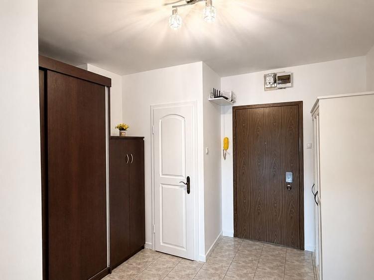 Apartament cu 3 camere decomandat în Dacia