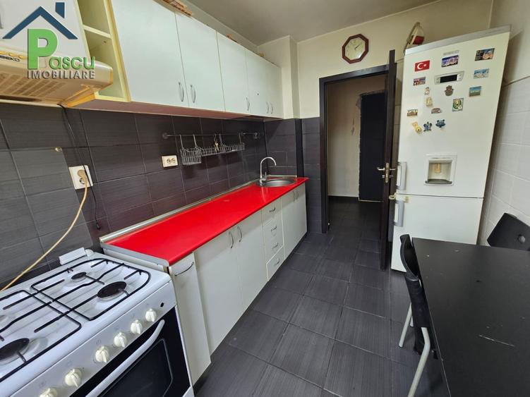 Apartament cu 2 camere semidecomandat în Drumul Taberei