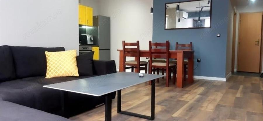 Apartament cu 2 camere decomandat în Lipovei