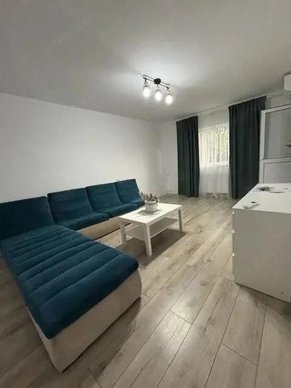 Apartament cu 2 camere decomandat în Sebastian
