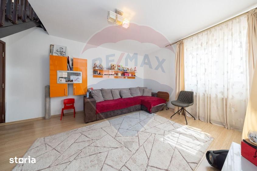 Apartament cu 4 camere decomandat, mobilat în Sânpetru