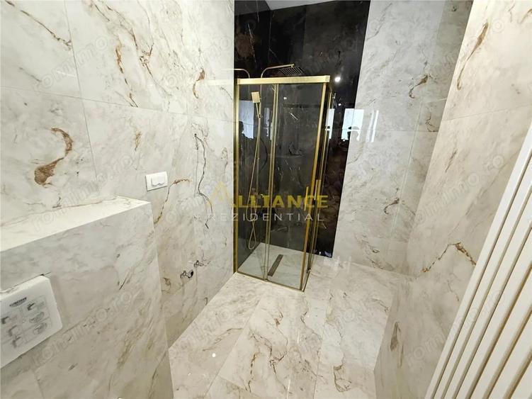 Casă cu 5 camere cu Teren 300 Mp în Berceni