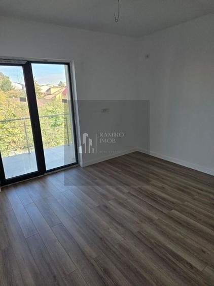 Apartament cu 3 camere decomandat în Drumul Găzarului