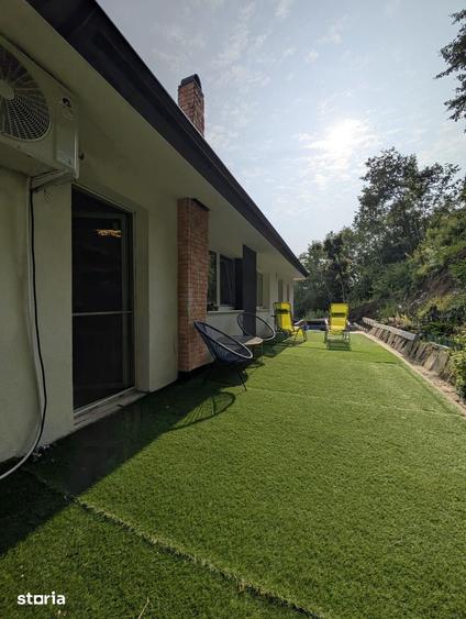Casă cu 6 camere cu Teren 252 Mp în Florești