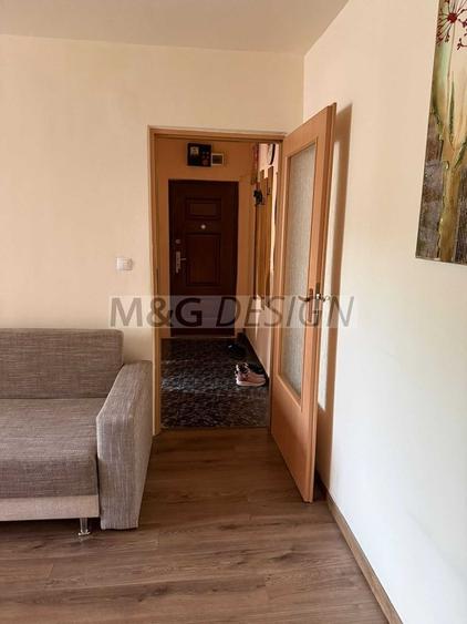 Apartament cu 2 camere semidecomandat, mobilat în Complex Studențesc