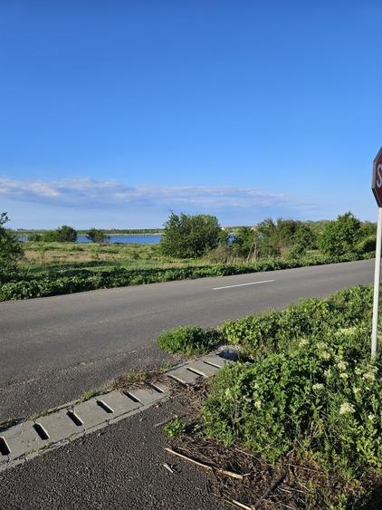 Teren Construcții intravilan de 110800 mp, în 23 August