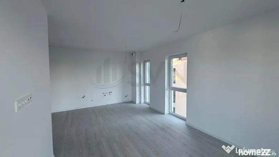Apartament cu 3 camere decomandat în Doamna Ghica