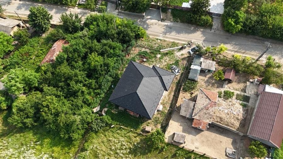 Casă cu 3 camere în Dancaș
