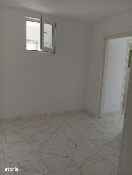 Apartament cu 2 camere decomandat în Berceni