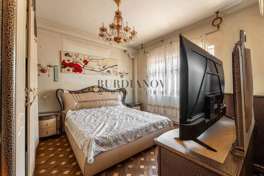 Apartament cu 4 camere circular în Calea Călărașilor