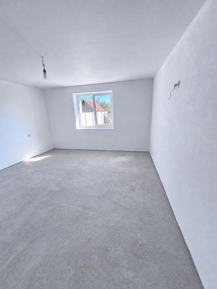 Casă cu 3 camere în Berecuța