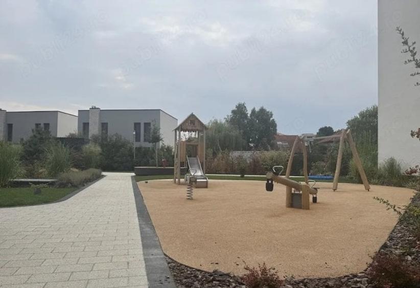Apartament cu 2 camere decomandat în Pipera