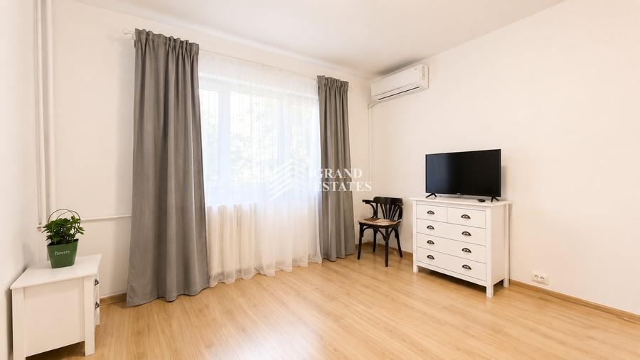 Apartament cu 3 camere decomandat, mobilat în Aviației