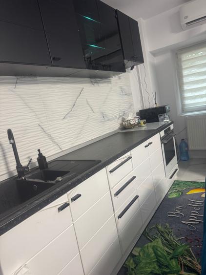 Garsonieră decomandată în 13 Septembrie
